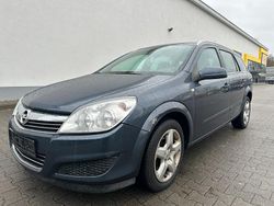 Blau Gebraucht 2008 Opel Astra Kombi | 900 € (Guter Preis)