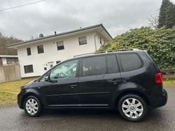 Gebraucht 2013 VW Touran Life Van / Kleinbus | 6.900 € (Guter Preis)