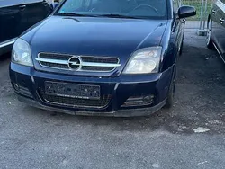 Blau Gebraucht 2004 Opel Vectra Elegance Limousine | 1.650 € (Guter Preis)