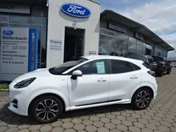 Frostweiß Gebraucht 2021 Ford Puma ST-Line SUV | 19.500 € (Fairer Preis)