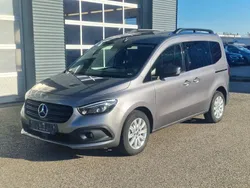 Lackfarbe chromitgrau metallic mb 7745 Gebraucht 2023 Mercedes Citan 112 Kombi | 25.998 € (Fairer Preis)