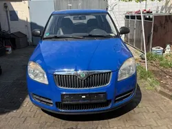 Blau Gebraucht 2009 Skoda Fabia Limousine | 1.350 € (Superpreis)