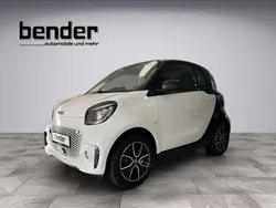Bodypanels in white Gebraucht 2024 Smart ForTwo Electric Drive Kleinwagen | 16.200 € (Fairer Preis)