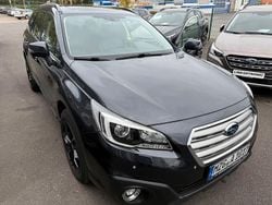 Grau Gebraucht 2017 Subaru Outback Premium SUV | 16.980 € (Teuer)