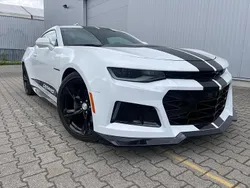 Weiß Gebraucht 2021 Chevrolet Camaro ZL1 Coupé | 39.999 € (Superpreis)