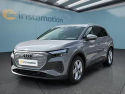 Grau Gebraucht 2022 Audi Q4 e-tron SUV | 26.799 € (Guter Preis)