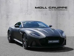 Jet black (schwarz) Gebraucht 2023 Aston Martin DBS Coupé | 274.900 € (Superpreis)