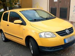 Gelb Gebraucht 2006 VW Fox Kleinwagen | 1.500 € (Fairer Preis)