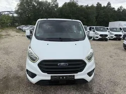 Frostweiß Gebraucht 2019 Ford Transit Custom Trend Van / Kleinbus | 12.300 € (Guter Preis)