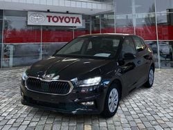 Schwarzmagic perleffekt (metallic) Gebraucht 2024 Skoda Fabia Ambition Kombi | 17.490 € (Superpreis)