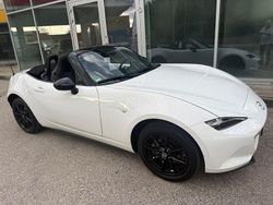 Weiß Gebraucht 2022 Mazda MX5 Ad'Vantage Cabrio | 19.890 € (Superpreis)