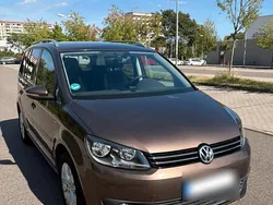 Braun Gebraucht 2013 VW Touran Van / Kleinbus | 7.499 € (Guter Preis)