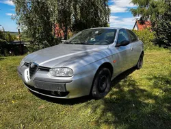 Silber Gebraucht 1998 Alfa Romeo 156 Limousine | 1.000 €
