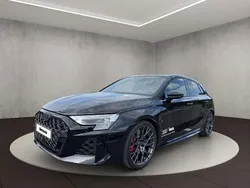 Mythosschwarz metallic Gebraucht 2025 Audi RS3 Kleinwagen | 69.800 € (Guter Preis)