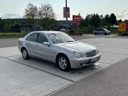 Silber Gebraucht 2001 Mercedes C220 Elegance Limousine | 3.800 € (Etwas zu teuer)