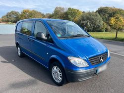 Blau Gebraucht 2008 Mercedes Vito Van / Kleinbus | 9.000 €