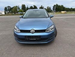 Blau Gebraucht 2014 VW Golf VII Cup Kombi | 6.999 € (Guter Preis)