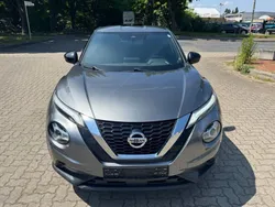 Grau Gebraucht 2020 Nissan Juke N-Connecta SUV | 13.400 € (Guter Preis)