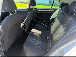 Silber Gebraucht 2015 VW Golf VII LOUNGE Limousine | 8.400 € (Guter Preis)