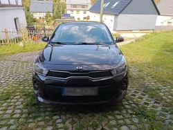 Braun Gebraucht 2019 Kia Rio Kleinwagen | 9.999 € (Guter Preis)