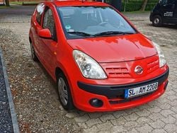 Rot Gebraucht 2009 Nissan Pixo Kleinwagen | 2.899 €
