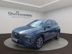 Teal blue / met Gebraucht 2023 Hyundai Tucson Trend SUV | 28.990 € (Etwas zu teuer)