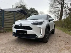 Weiß Gebraucht 2023 Toyota Yaris Cross Team SUV | 24.950 € (Fairer Preis)