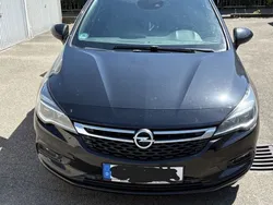 Schwarz Gebraucht 2018 Opel Astra Dynamic Kombi | 8.900 € (Guter Preis)