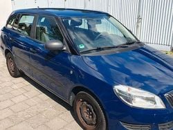 Blau Gebraucht 2013 Skoda Fabia Active Kombi | 2.500 € (Superpreis)