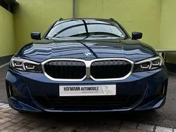 Schwarz Gebraucht 2023 BMW 318 Shadowline Kombi | 30.850 € (Guter Preis)