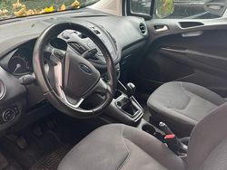 Weiß Gebraucht 2019 Ford Transit Van / Kleinbus | 6.900 € (Guter Preis)