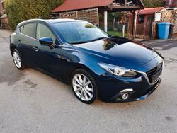 Blau Gebraucht 2014 Mazda 3 Limousine | 10.600 € (Etwas zu teuer)