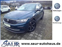 Nightshade blue metallic (metallic) Gebraucht 2022 VW Tiguan Active SUV | 28.900 € (Fairer Preis)