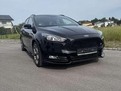 Schwarz Gebraucht 2018 Ford Focus ST Kombi | 13.950 € (Superpreis)