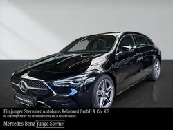 Schwarz Gebraucht 2024 Mercedes CLA180 Shooting Brake AMG Kombi | 32.450 € (Etwas zu teuer)