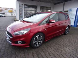 Rot Gebraucht 2019 Ford S-MAX ST-Line Van / Kleinbus | 19.480 € (Guter Preis)