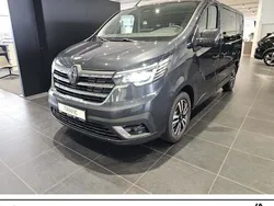 Grau Neu 2024 Renault Trafic Van | 59.998 €
