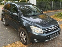 Grau Gebraucht 2008 Toyota RAV4 SUV | 4.200 € (Fairer Preis)