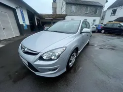 Continental silver Gebraucht 2011 Hyundai i30 Edition Kleinwagen | 4.950 € (Fairer Preis)