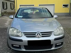 Silber Gebraucht 2004 VW Golf V Kleinwagen | 4.000 € (Teuer)