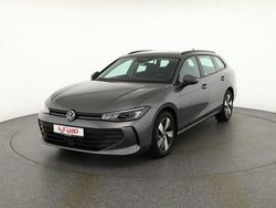 Grau Gebraucht 2024 VW Passat Kombi | 30.990 € (Etwas zu teuer)