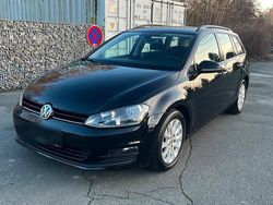 Schwarz Gebraucht 2015 VW Golf VII Kombi | 9.750 € (Fairer Preis)