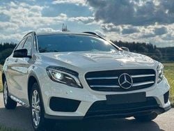 Weiß Gebraucht 2015 Mercedes GLA200 StreetStyle SUV | 18.000 € (Guter Preis)