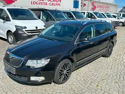 Schwarz Gebraucht 2011 Skoda Superb Elegance Kombi | 7.800 € (Teuer)