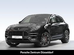Tiefschwarzmetallic Gebraucht 2015 Porsche Macan Turbo SUV | 46.900 €