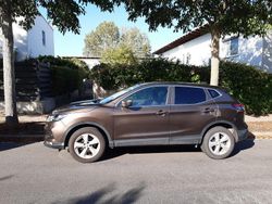 Braun Gebraucht 2017 Nissan Qashqai Acenta SUV | 12.500 € (Fairer Preis)