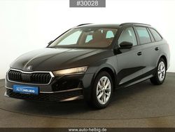 Schwarzmagic perleffekt Gebraucht 2024 Skoda Octavia Selection Kombi | 27.490 € (Guter Preis)