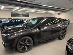 Grau Gebraucht 2023 BMW iX Performance SUV | 54.900 € (Fairer Preis)