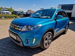 Blau grün metallic Gebraucht 2016 Suzuki Vitara Comfort SUV | 12.990 € (Fairer Preis)