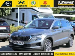 Graphitegrau metallic Gebraucht 2025 Skoda Karoq Drive SUV | 32.990 € (Guter Preis)